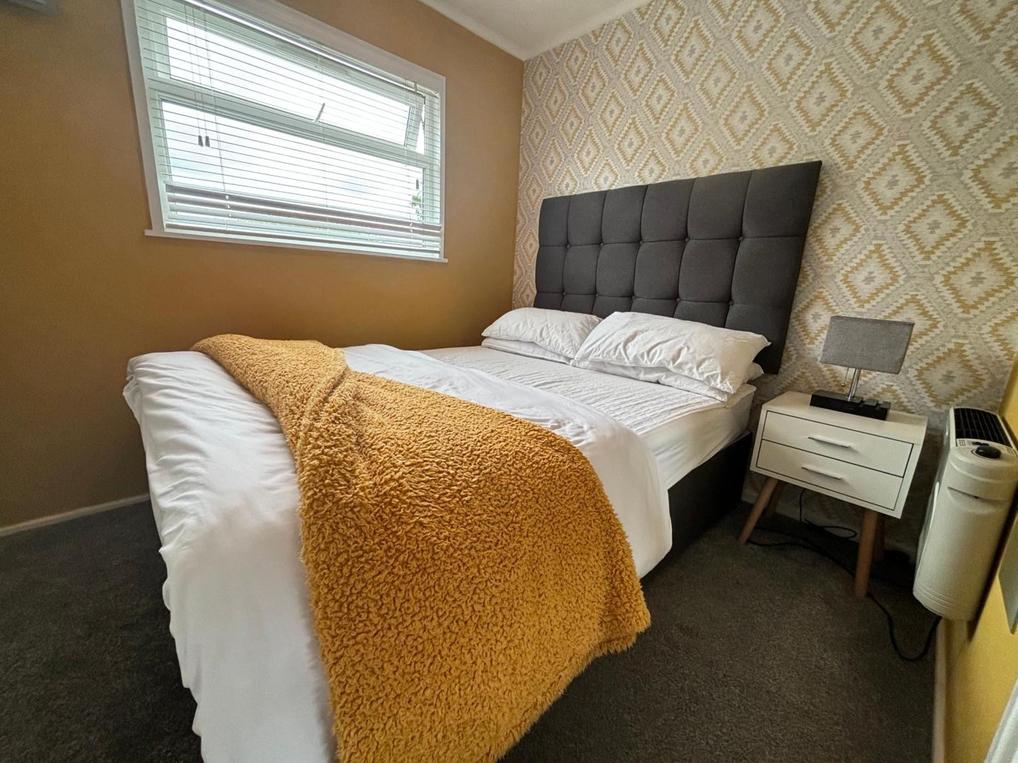Lazy Dayz, Chalet 179, Hemsby - Two Bed Chalet, Sleeps 4, Pet Free, Close To Beach Экстерьер фото